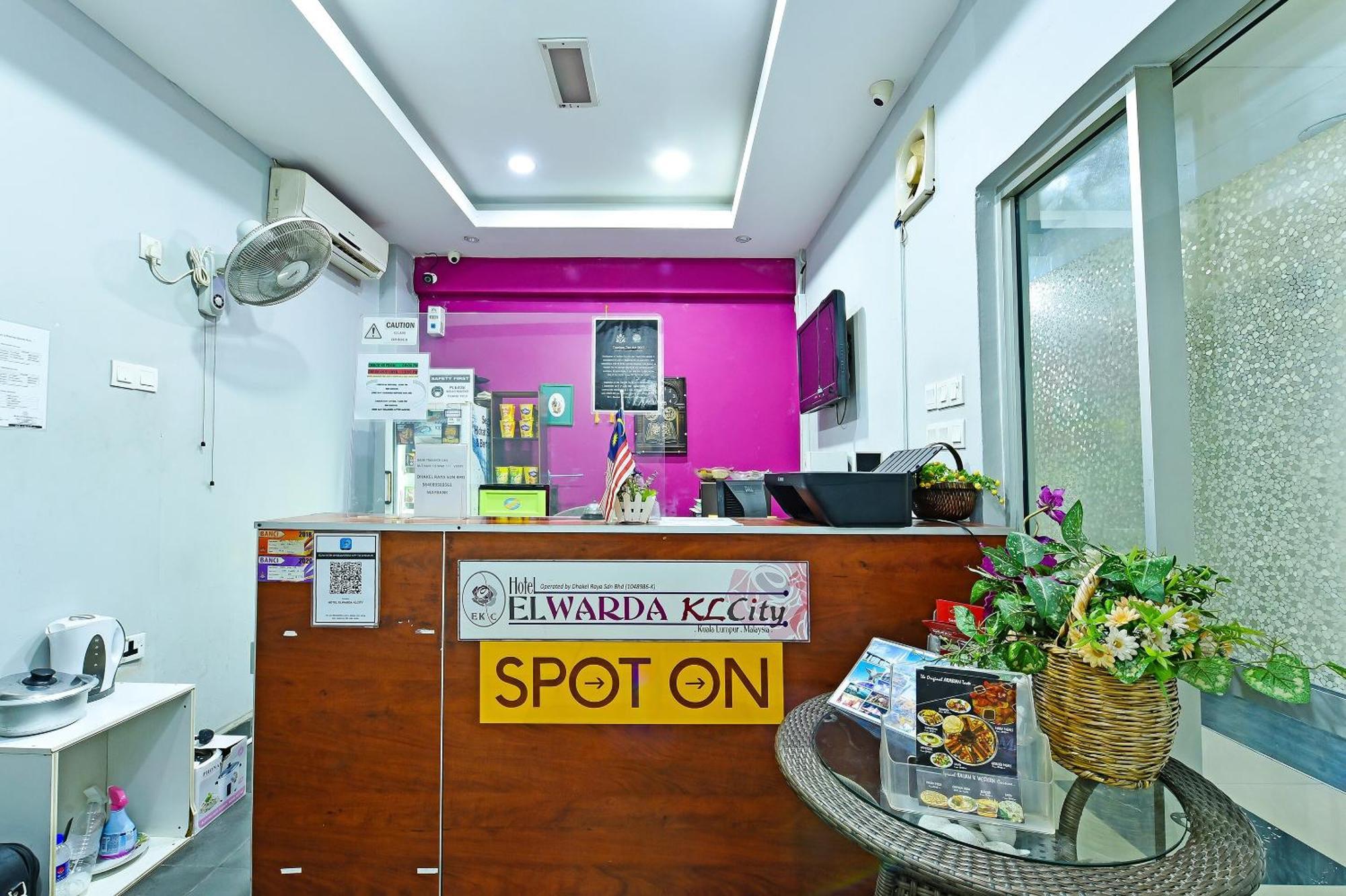 Oyo 90138 Hotel Elwarda Klcity Kuala Lumpur Exterior photo